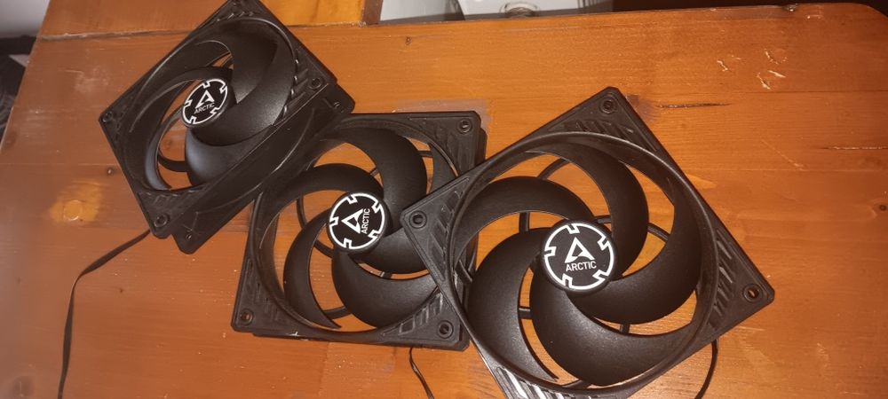 x3 ventilatoare arctic