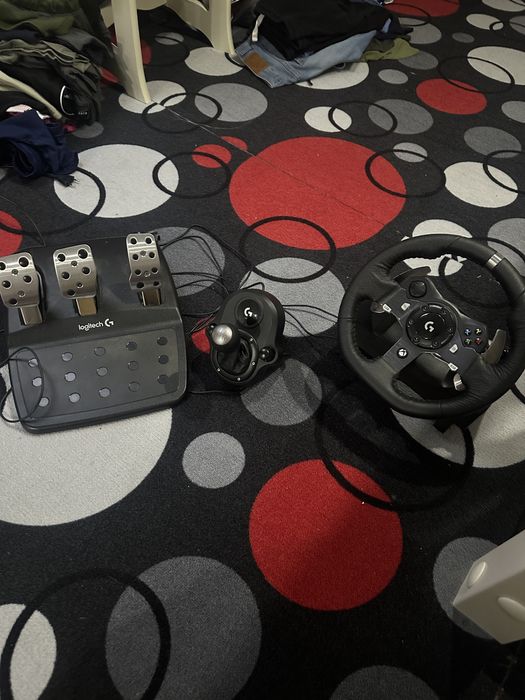 Volan Logitech G923 (XBOX)+ Schimbator logitech