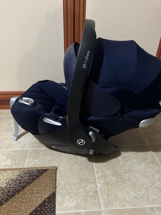 Бебешки кош за кола Cybex Cloud Q semi-universal платинум
