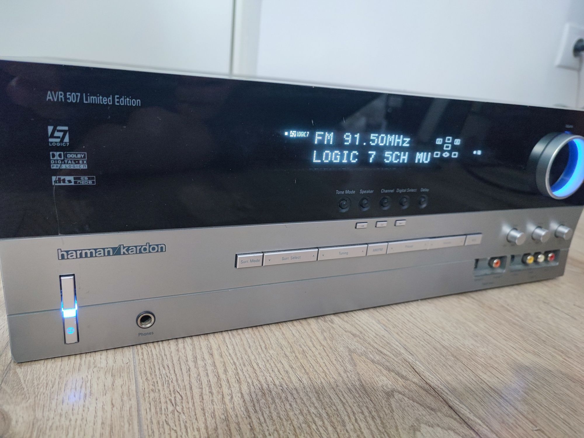 Amplificator Harman Kardon AVR 507 Limited Edition 450 Wati ventilator