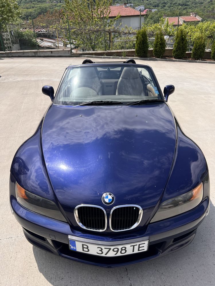 Кола под наем BMW Z3