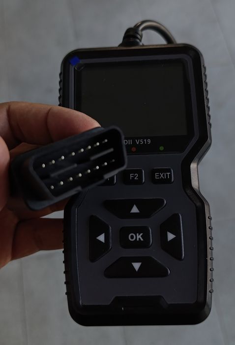 OBD ll  четец за грешки н автомобили