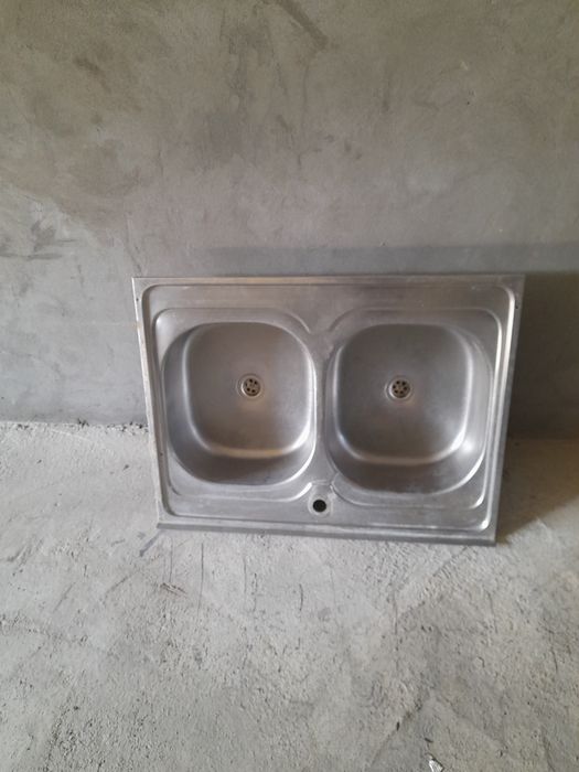 Продаются раковины в рабочем состоянии.