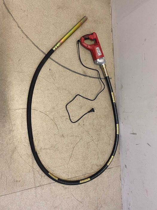 Инверторен електрожен 200A RD-IW220 e-Line/	Вибратор за бетон 1300W