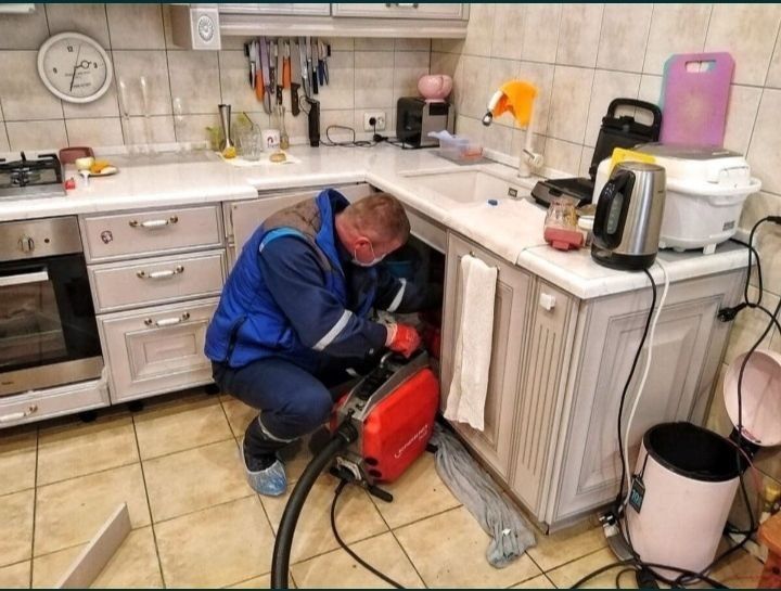 Сантехник. Засор. Прочистка канализации, услуги сантехника, Santexnik.