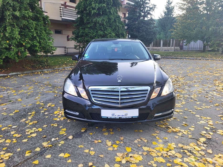 Vând  Mercedes Benz E class