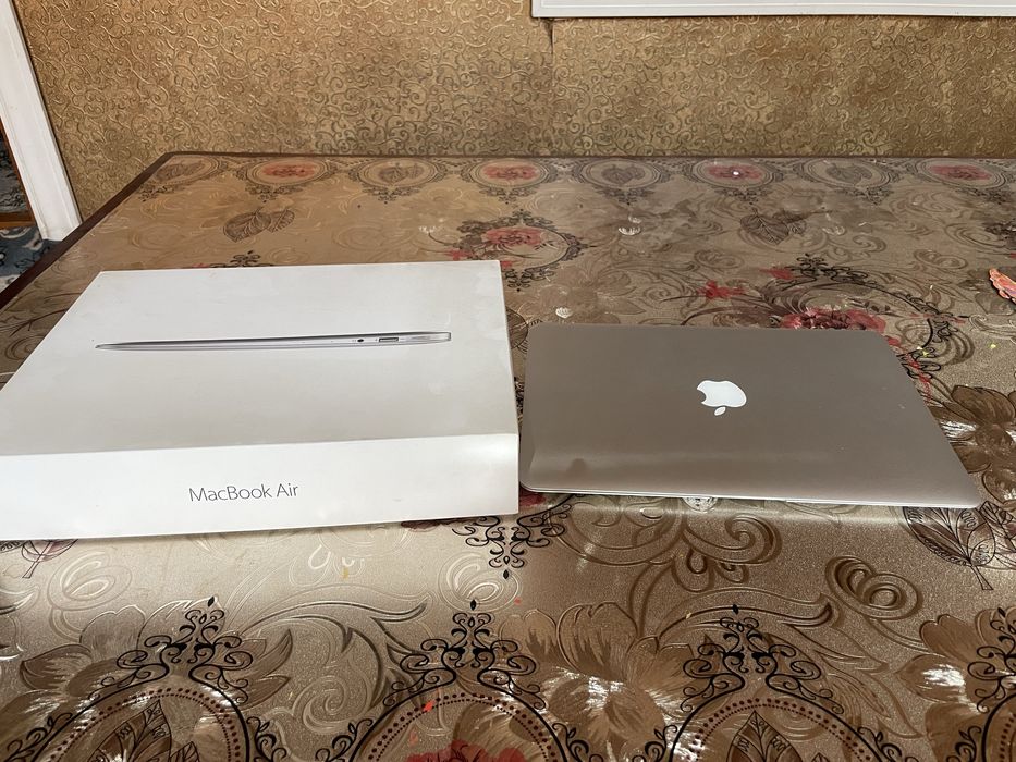 MacBook Air  2022