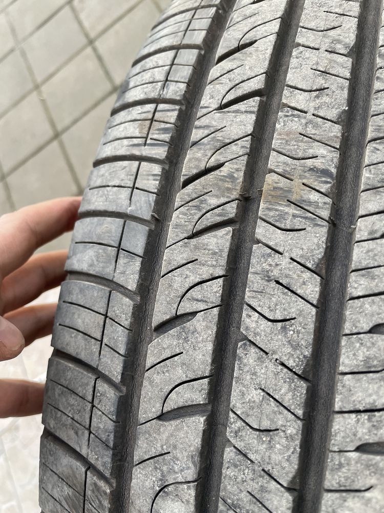 Перфектни GOODYEAR летни/ зимни /всесезонни гуми джипови 235 60 18 4x4