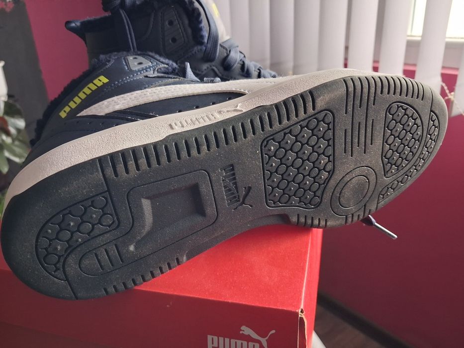 Маратонки Puma номер 39