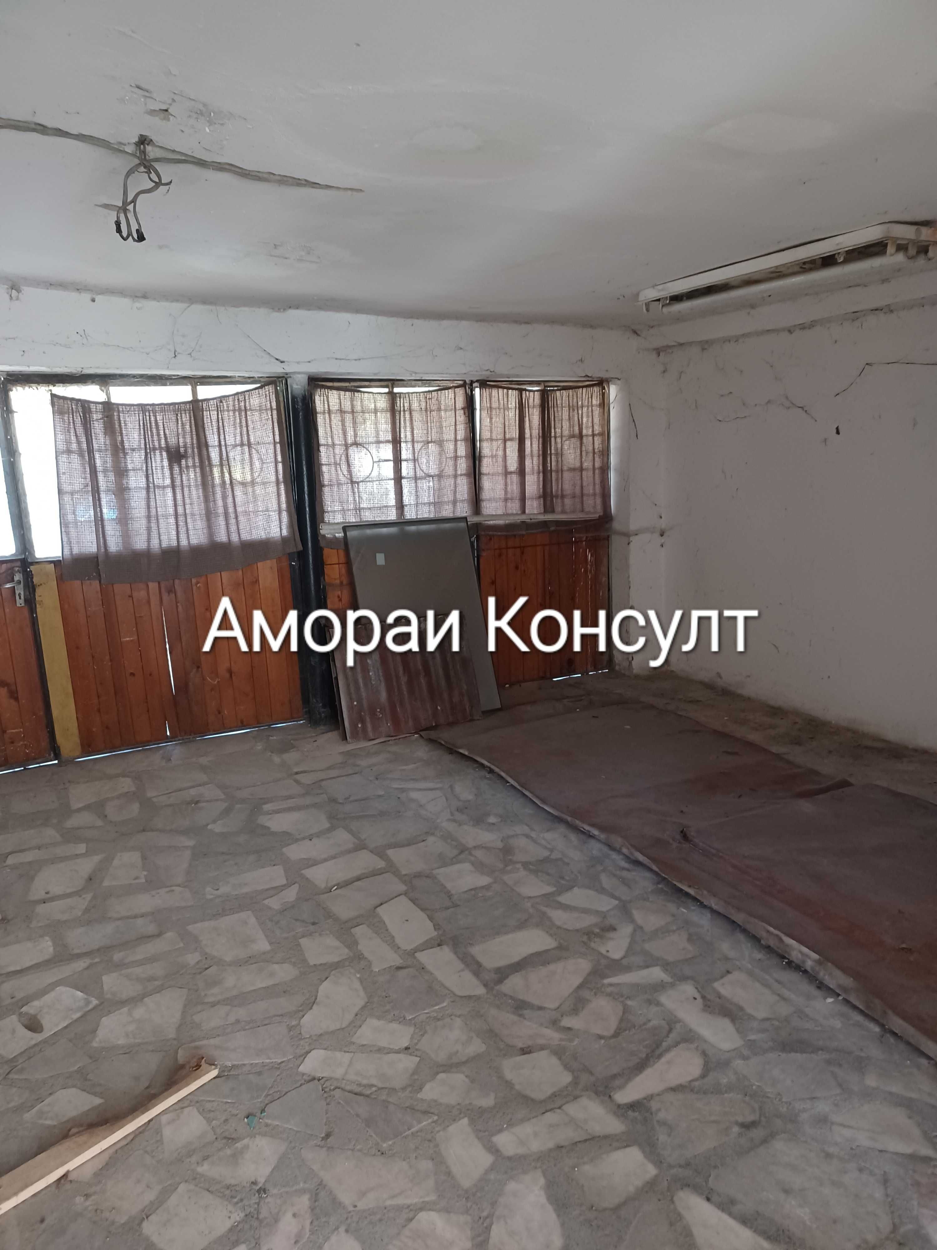 Къща в кв. Долно Езерово