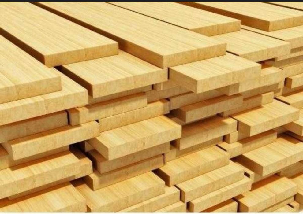 Vand cherestea pentru constructii