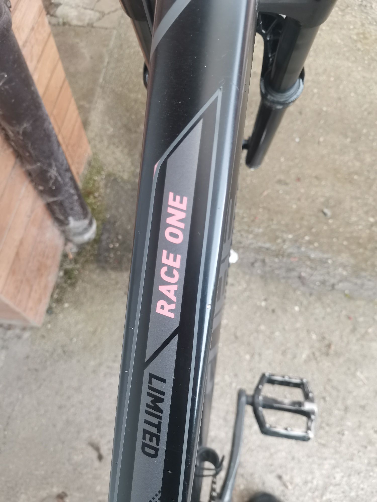 Cube race one limited