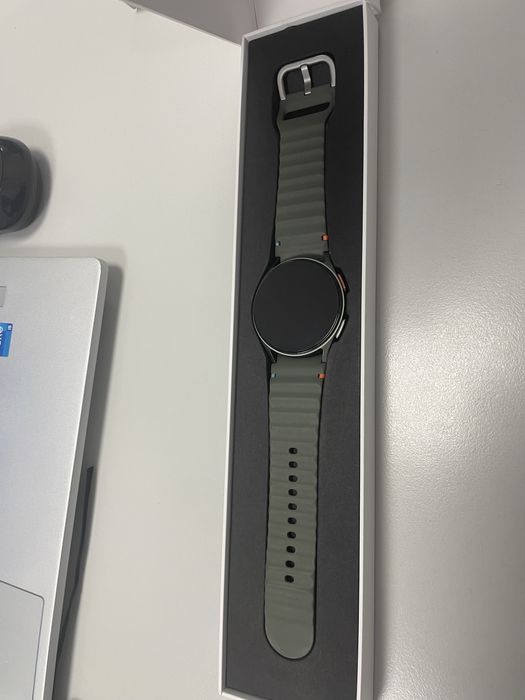 Samsung Galaxy Watch 7 40 mm ca nou