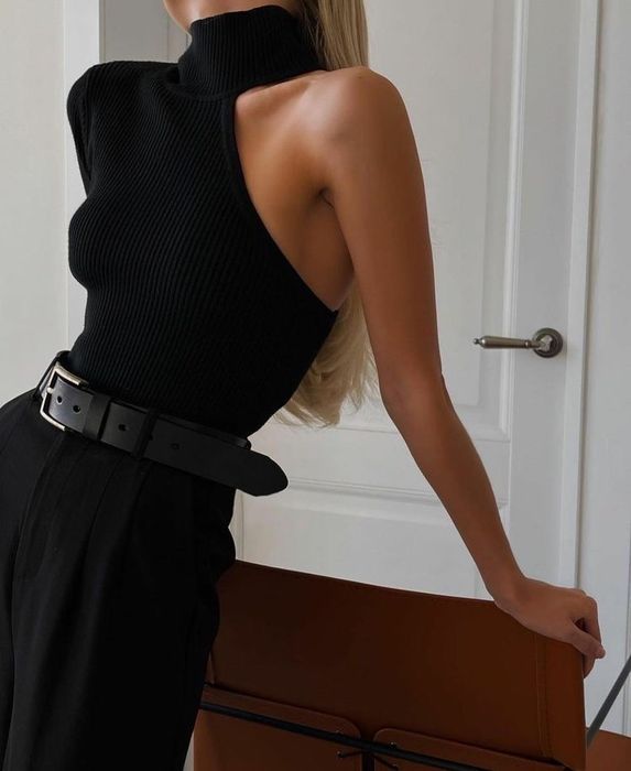 Продам новое боди на обно плечо