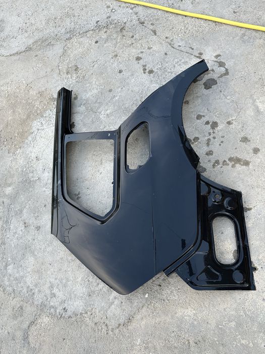 Aripă dreapta spate vw golf 7.break.