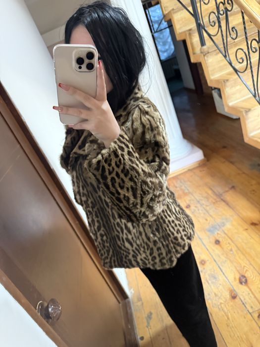 Naruralniy shuba sotiladi orginal obuv xam sotiladi