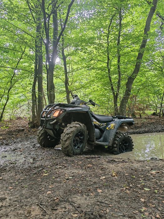 Vând cam am 800 outlander