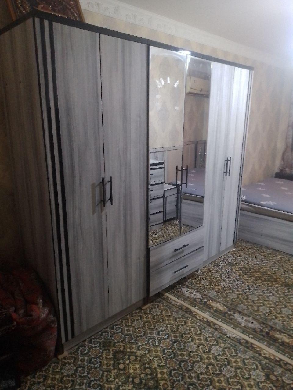 2 xonali kv ijaraga beriladi