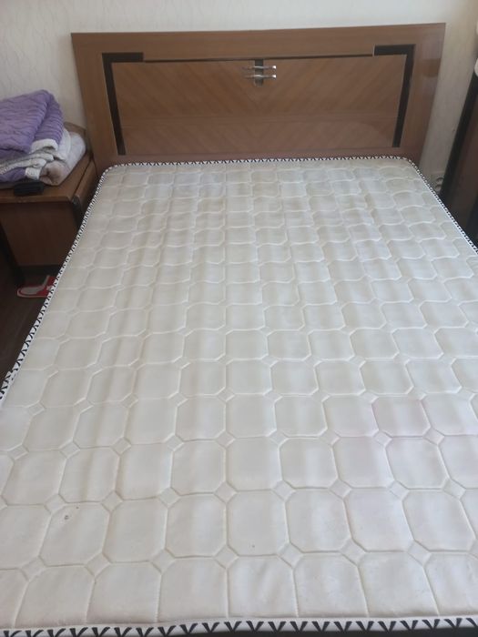 Продам кровать двуспальная