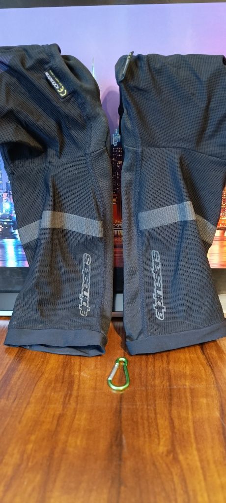 MTB DH ENDURE наколенники от бренда ALPINESTARS