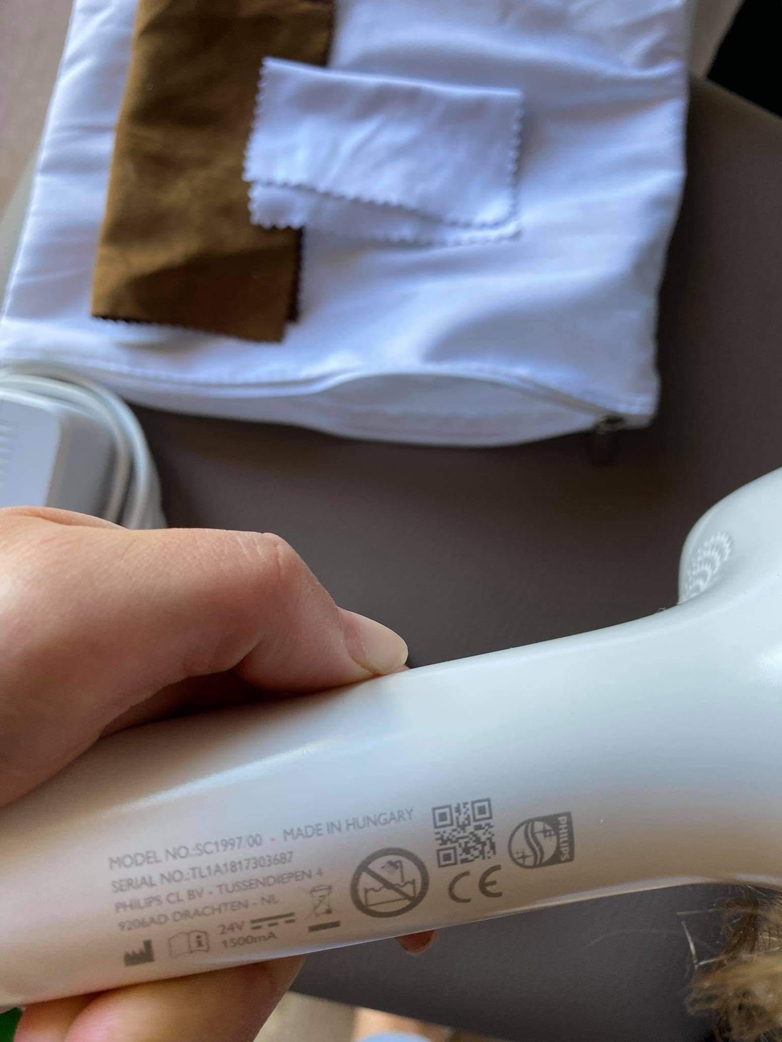 Фотоепилатор Philips Lumea