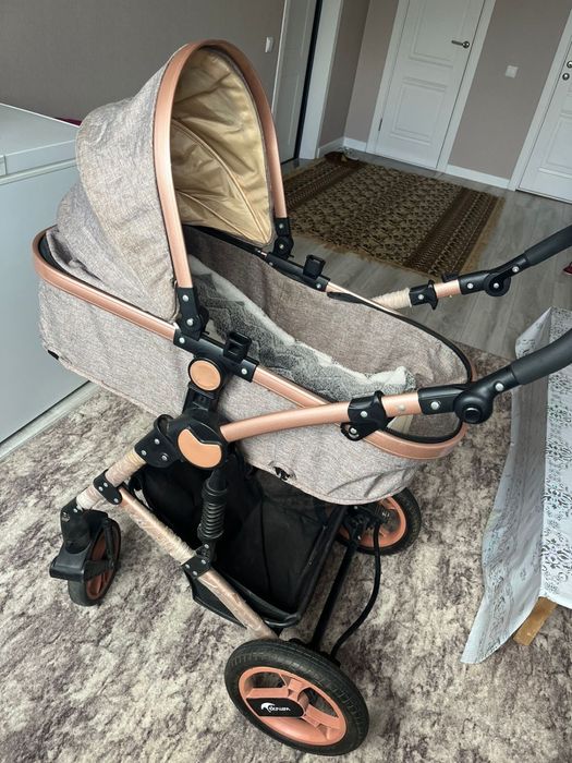 Продам коляску за 20 тыс, состояние хорошее