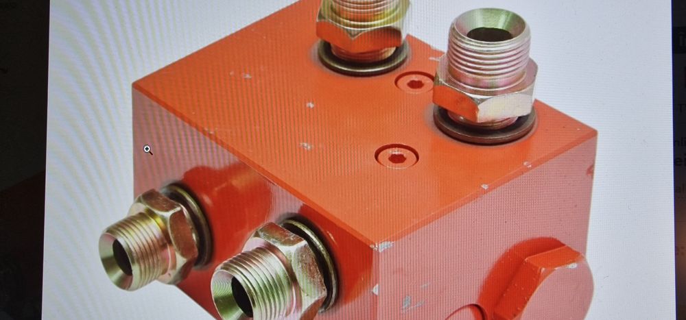 Sertaras distribuitor hidraulic plug dimensiuni 100 x 60.5 x 75 mm