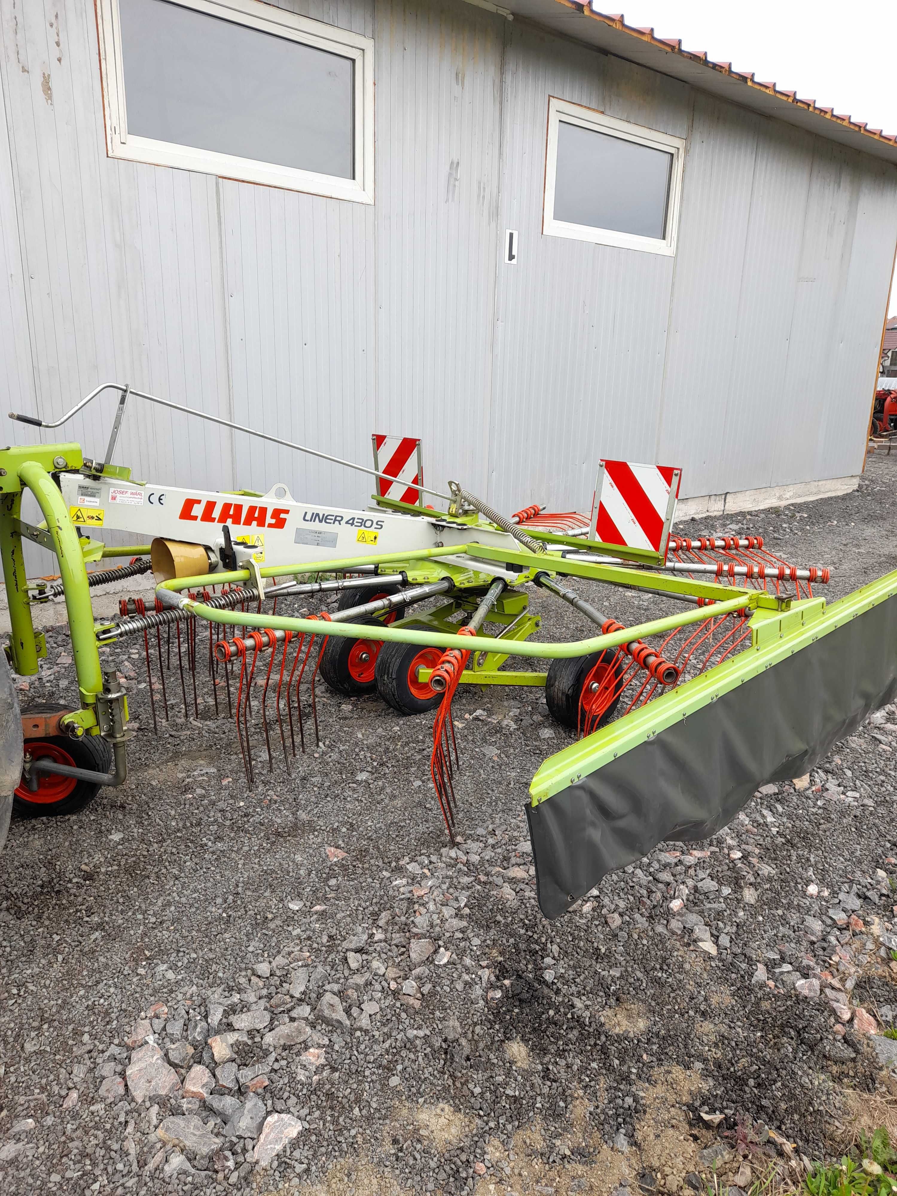 Greblă adunat fân Claas Liner 430 S