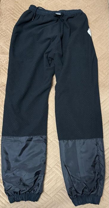 Продам трико с флисовым подкладом, в отлчном  состояние