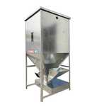Amestecatoare de furaje capacitate 1000 kg/h cu cantar
