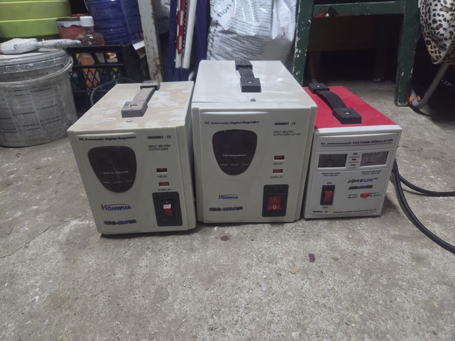 Stabilizatoare tensiune  1x 1000va, 2×500va