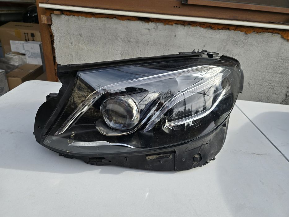 Фар фарове за mercedes e multibeam