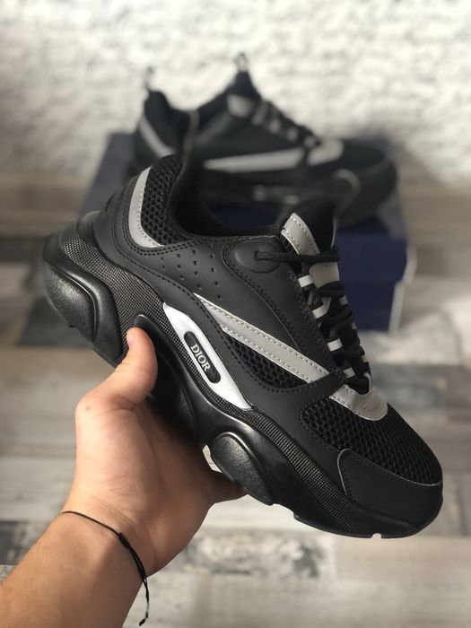 Dior b22 black