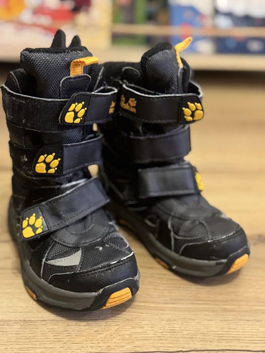 Ботуши ,маратонки ,кецове ,обувки