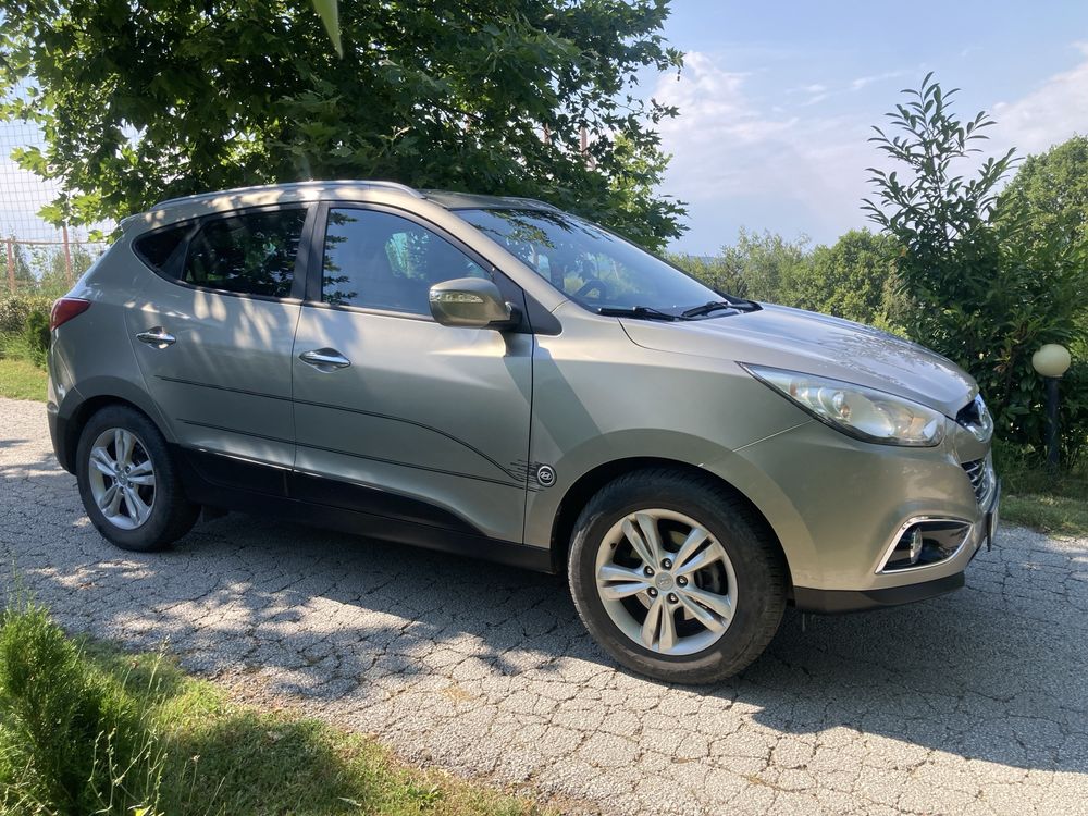 Джип Hyundai IX 35