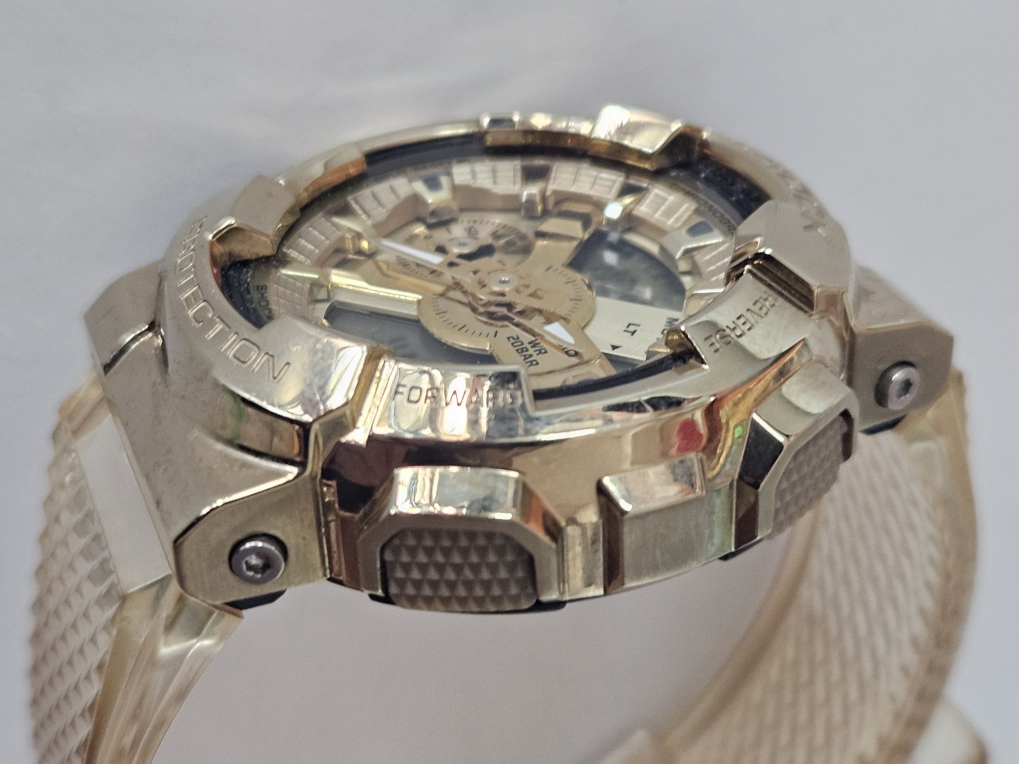 Ръчен мъжки часовник CASIO G-SHOCK GM-110SG-9AER