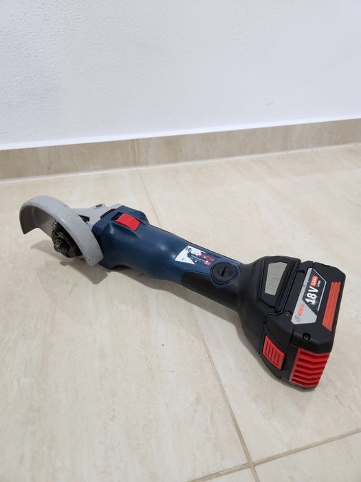 Polizor unghiular flex Bosch GWS 18V-107