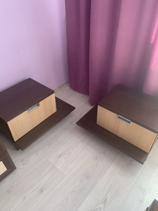 Продавам 2 бр. нощни шкафчета без забележки