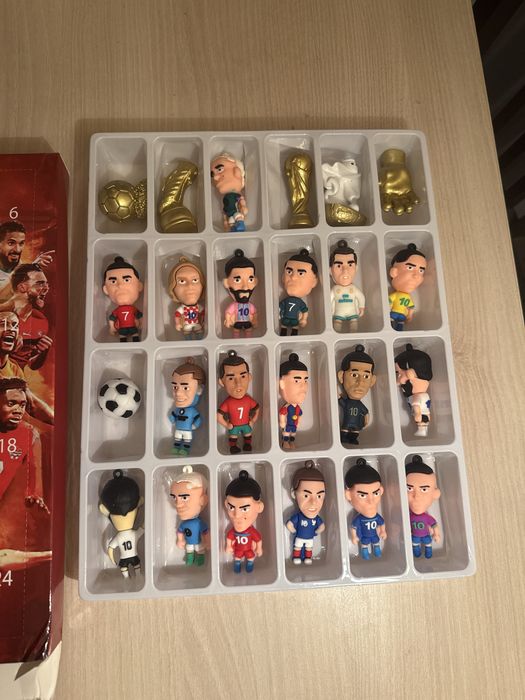 Vand mini figurine fotbal calendar advent 24