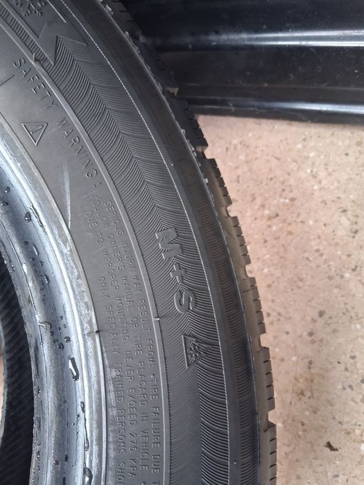 Cauciucuri  215 65 16 C PETLAS M +S 400 LEI AMBELE