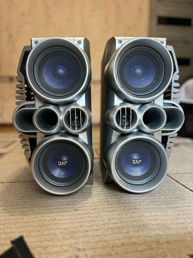 Продам музыкальный центр Technics + колонки JVC