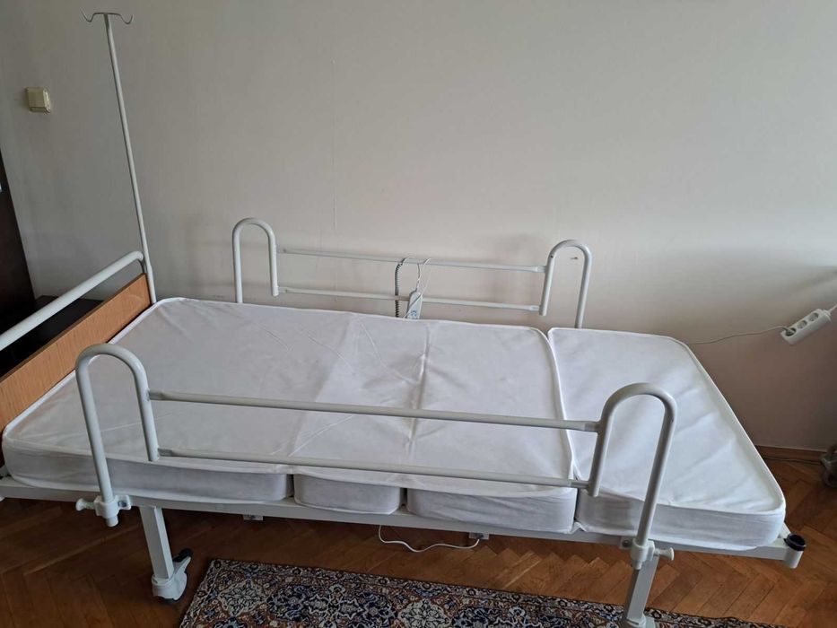 Електрическо болнично легло с два мотора и дистанционно