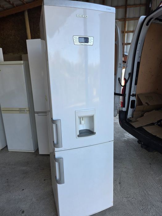 Frigider Beko cu afisaj digital + transport gratuit în localitate