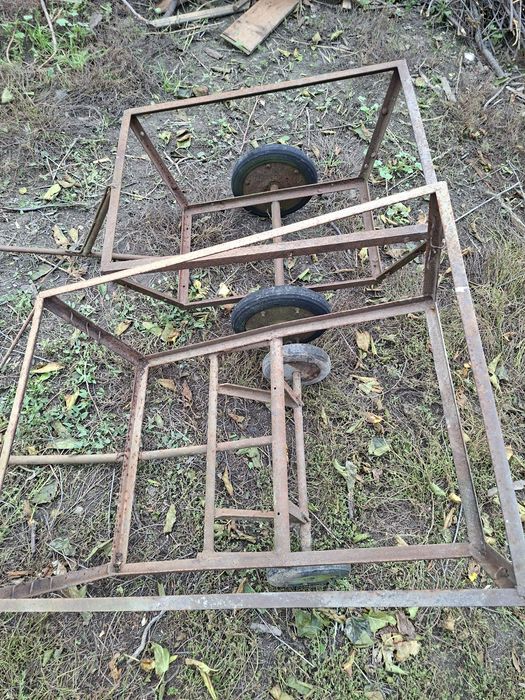 Carut din fier functional 2 bucatii pentru curte