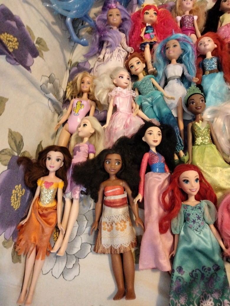 Prințesele Disney, Barbie, Moana, Ariel, Cenusareasa, Mulan
