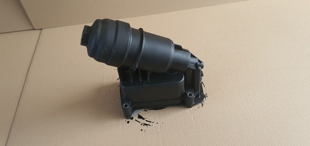 Carcasa filtru ulei cu termoflot bmw 3.0d N57D30B N57D30A