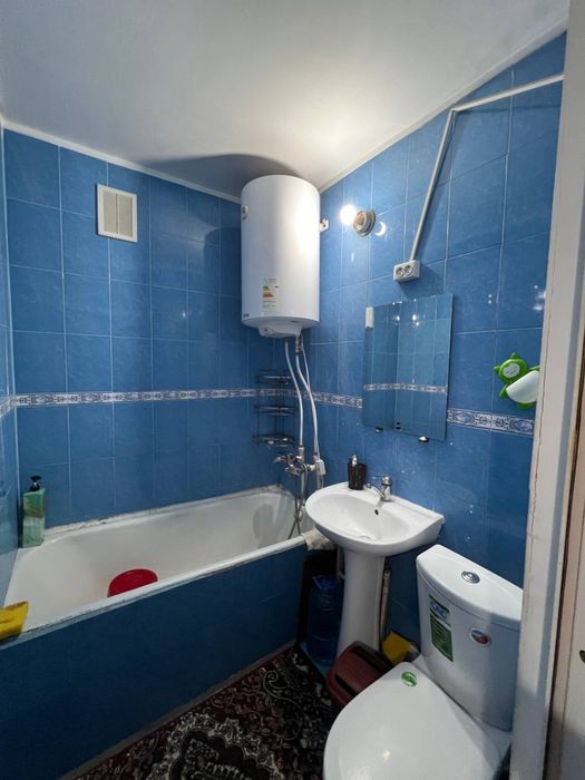 2 xonali kvartira sotiladi manzil vagzal parsiyez  4 etaj