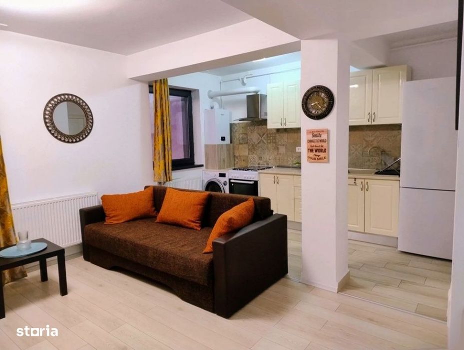 Studio cochet in Tractorul