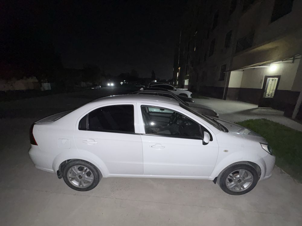 Nexia 3 avtomat LTZ