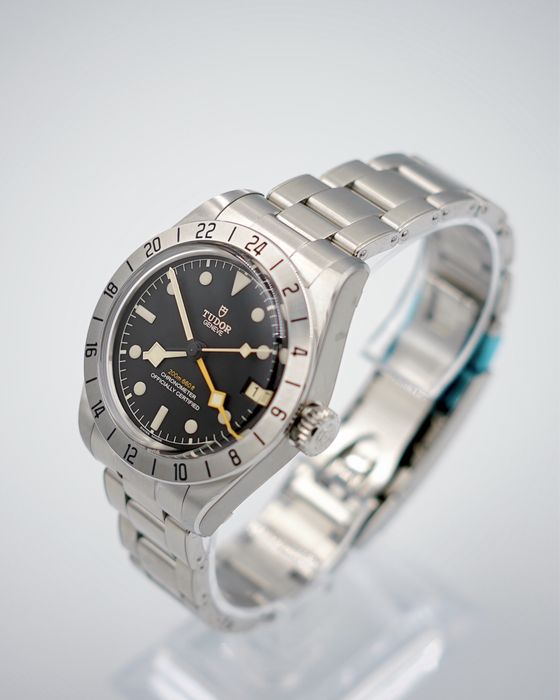 Tudor Black Bay Pro чисто нов